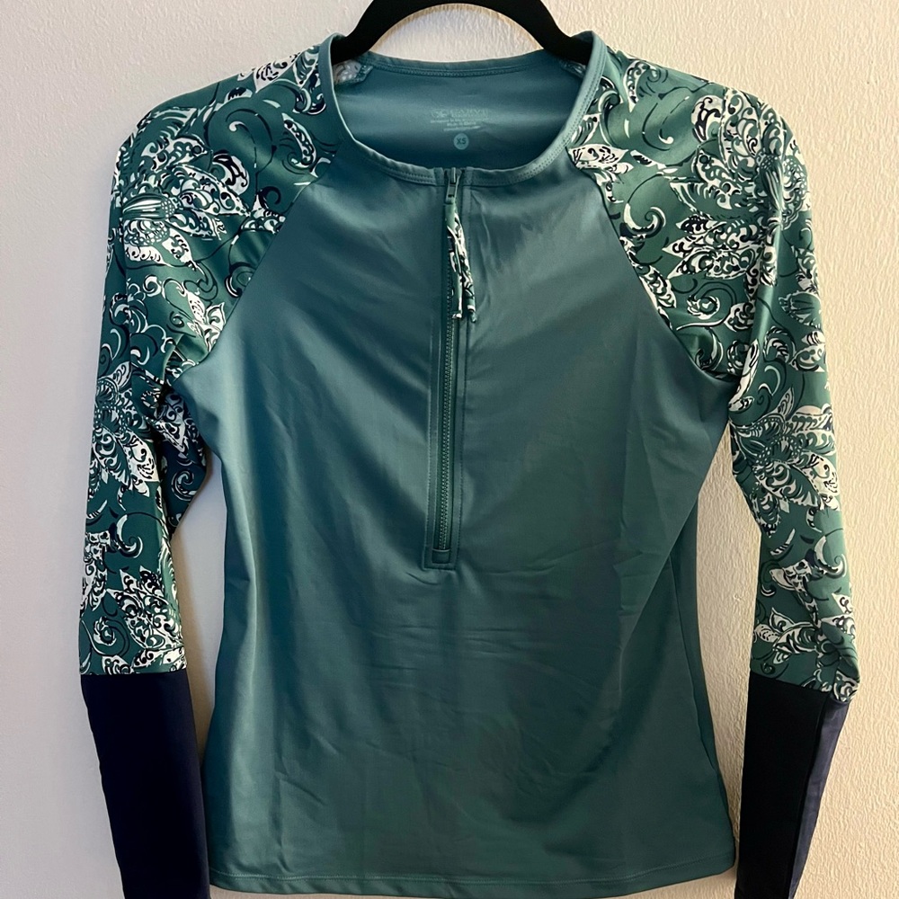 SPF50 Stretch top